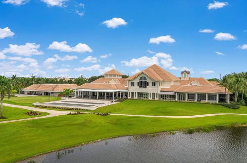 6791 Southport Dr, Boynton Beach FL 33472-6915 exterior