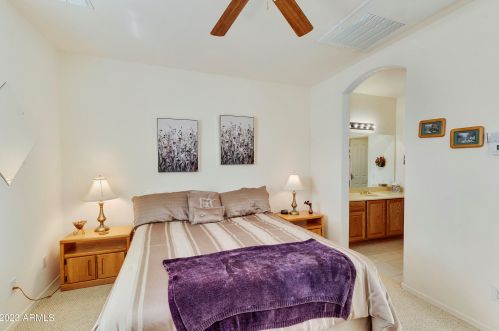 24032 Lakeway Cir, Chandler AZ 85248-7312 exterior