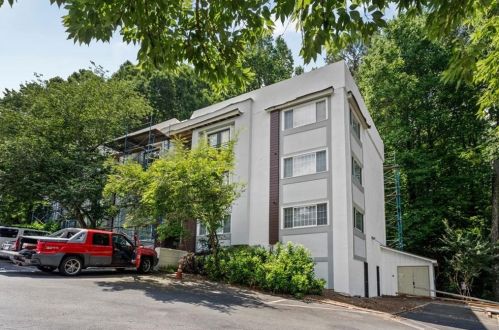 1445 Monroe Dr, Atlanta GA 30324-5329 exterior