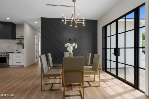 6841 12th Ave, Phoenix AZ  85013-1021 exterior