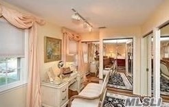 159 Harned Rd, Commack NY 11725-5117 exterior