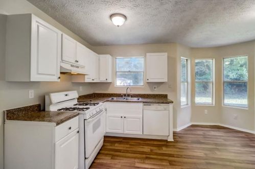 5370 Frst Downs Cir, Atlanta GA 30349-2485 exterior