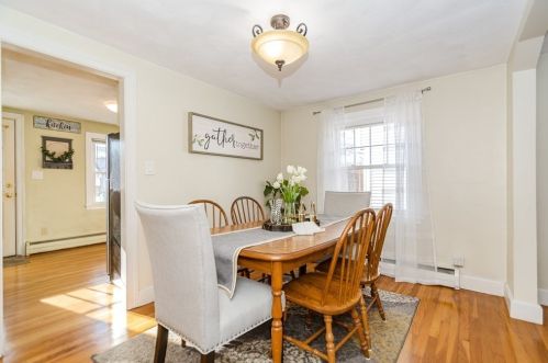 34 Columbia Blvd, Peabody MA 01960-6332 exterior