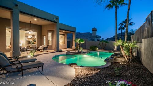 14640 20th St, Phoenix AZ 85006-2086 exterior