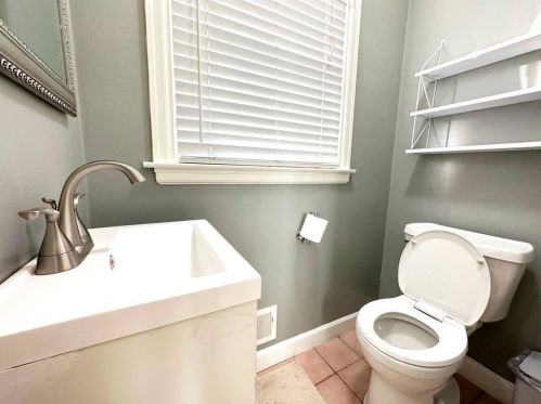 3139 Knl Blvd, Milwaukee WI 53222-3359 exterior