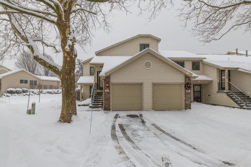 7651 Blackmar Cir, Kalamazoo MI 49024-4089 exterior