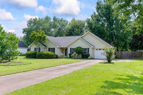 4583 Old Guernsey Rd, Milton FL  32571-8616 exterior