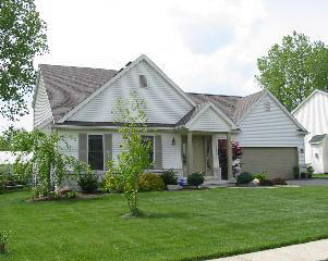 1209 Hackman Dr, Temperance, MI 48182-9806