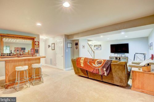 4250 Weeping Willow Ln, Huntingtown MD 20639-4216 exterior