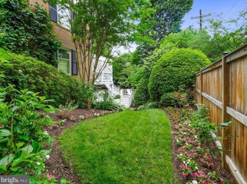 4212 48 Pl, Washington DC 20016-2338 exterior