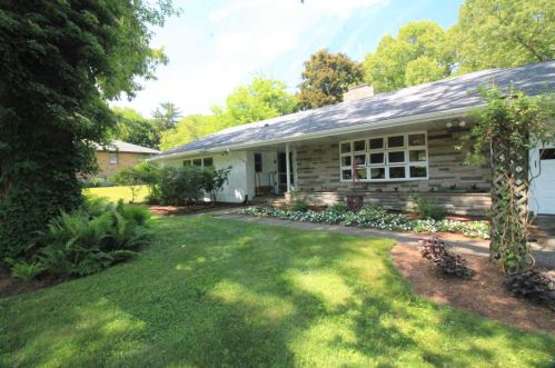 23 Monell Ave, Poughkeepsie, NY 12603-4613