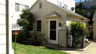 11940 Kiowa Ave, Los Angeles CA  90049-5908 exterior