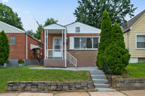 4082 Schiller Pl, Saint Louis, MO 63116-3348