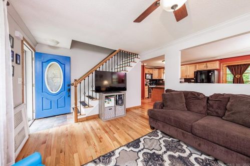 50 Mason Hl Rd, Killingly CT 06241-1324 exterior