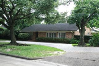 942 Chimney Rock Rd, Houston TX  77056-1601 exterior