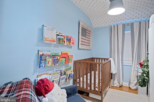 10415 Hayes Ave, Silver Spring MD 20902-3704 exterior