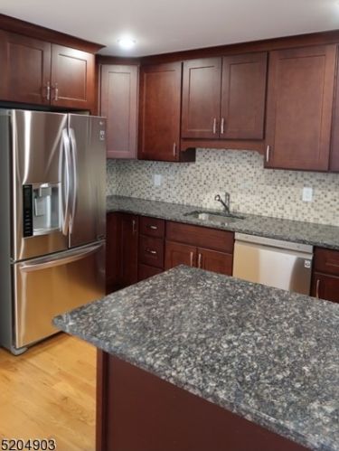 78 New York Ave, Newark NJ  07105-1211 exterior