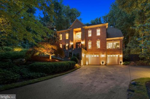 624 Live Oak Dr, Mc Lean VA 22101-1563 exterior