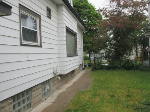 2617 53, Milwaukee WI 53219-2256 exterior