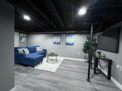 6623 52nd St, Milwaukee WI  53223-6038 exterior