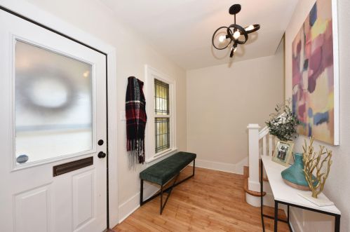 2210 Oklahoma Ave, Milwaukee WI  53207-2924 exterior