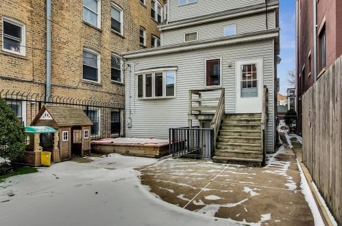 5647 Magnolia Ave, Chicago IL 60660-1908 exterior