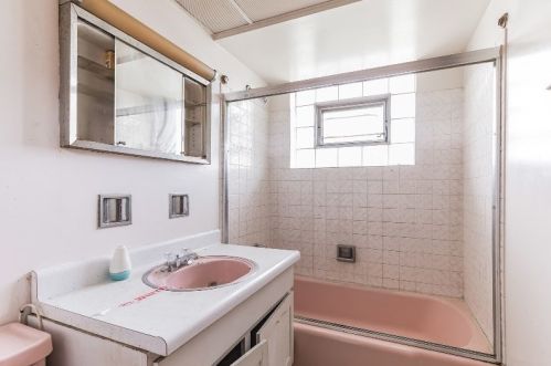 856 87 Pl, Chicago IL 60619-7015 exterior