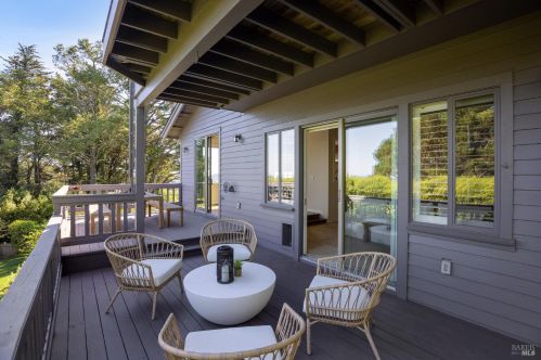 332 Panoramic Hwy, Mill Valley CA 94941-5087 exterior