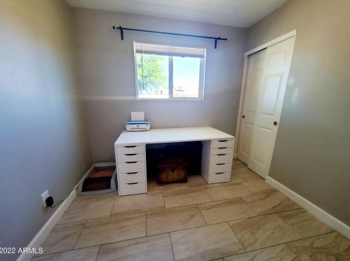 2321 47 Dr, Phoenix AZ 85031-1408 exterior