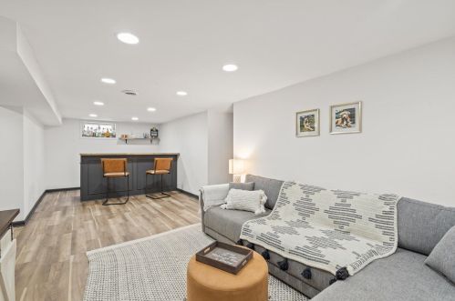 3751 85th St, Milwaukee WI  53222-2823 exterior