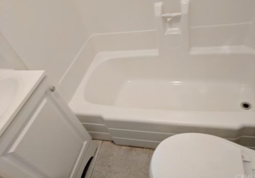 8721 Ramona St, Bellflower CA 90706-6437 exterior