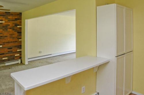 7 Brookside Dr, Rockaway NJ 07866-1029 exterior