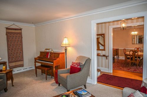 2815 Superior St, Duluth MN 55804-2448 exterior