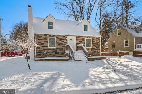 5100 25th Pl, Arlington VA  22207-2603 exterior