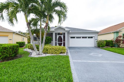 576 Cortina Ln, Fort Pierce FL  34986-1742 exterior