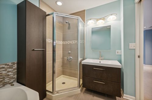 3340 Hamilton Ave, Chicago IL 60636-1020 exterior