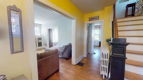 60 Bellecrest Ave, Pittsburgh, PA 15227-2805