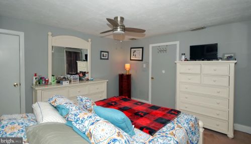 1418 Genesee St, Trenton NJ 08611-1910 exterior