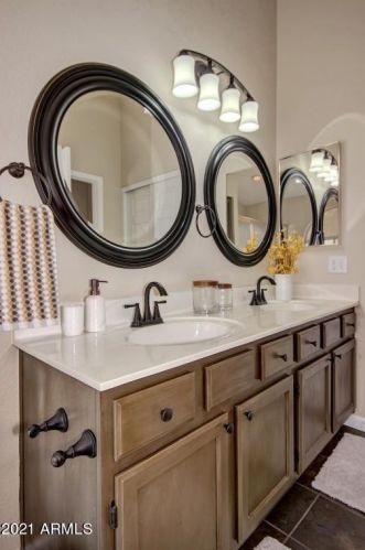 16232 41 St, Phoenix AZ 85028-2243 exterior