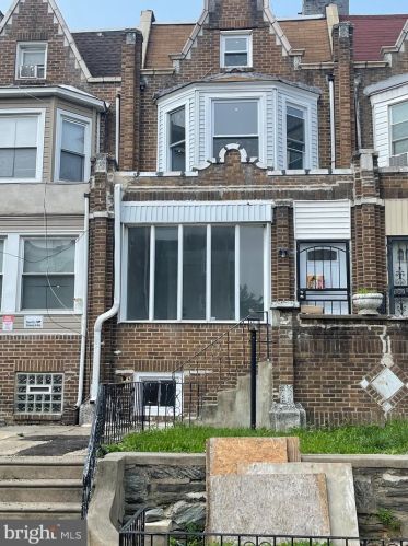 6217 Chestnut, Philadelphia PA 19104-3120 exterior