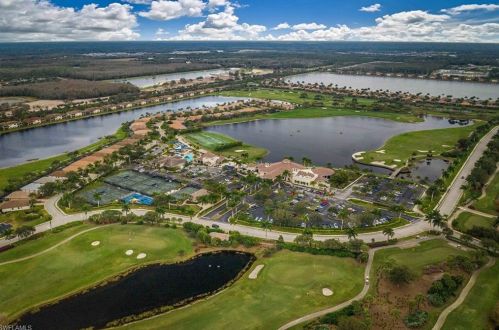 10130 Biscayne Bay Ln, Naples FL 34120-3754 exterior