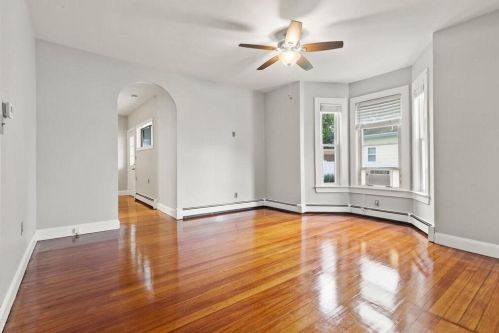 19 Austin St, Boston MA 02136-1501 exterior