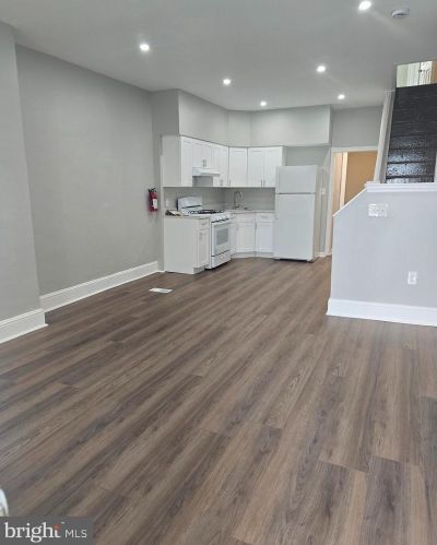 4466 17th St, Philadelphia, PA 19140-1835