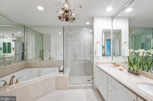 1201 Wilkes St, Alexandria VA 22314-5907 exterior