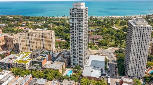 2020 Lincoln Ave, Chicago IL  60614-6261 exterior