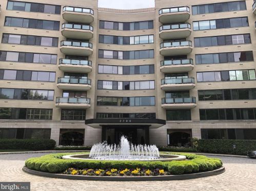 2700 Calvert St, Washington DC  20008-2663 exterior