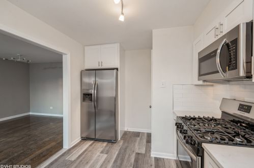 7817 Spaulding Ave, Chicago, IL 60652-1928