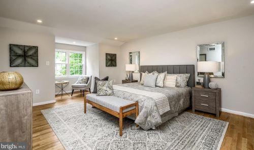 1209 Forestwood Dr, Mc Lean VA  22101-2603 exterior