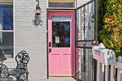 1510 Massachusetts Ave, Washington DC  20005-1802 exterior