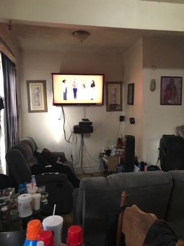 5249 Wood St, Chicago IL 60609-5759 exterior